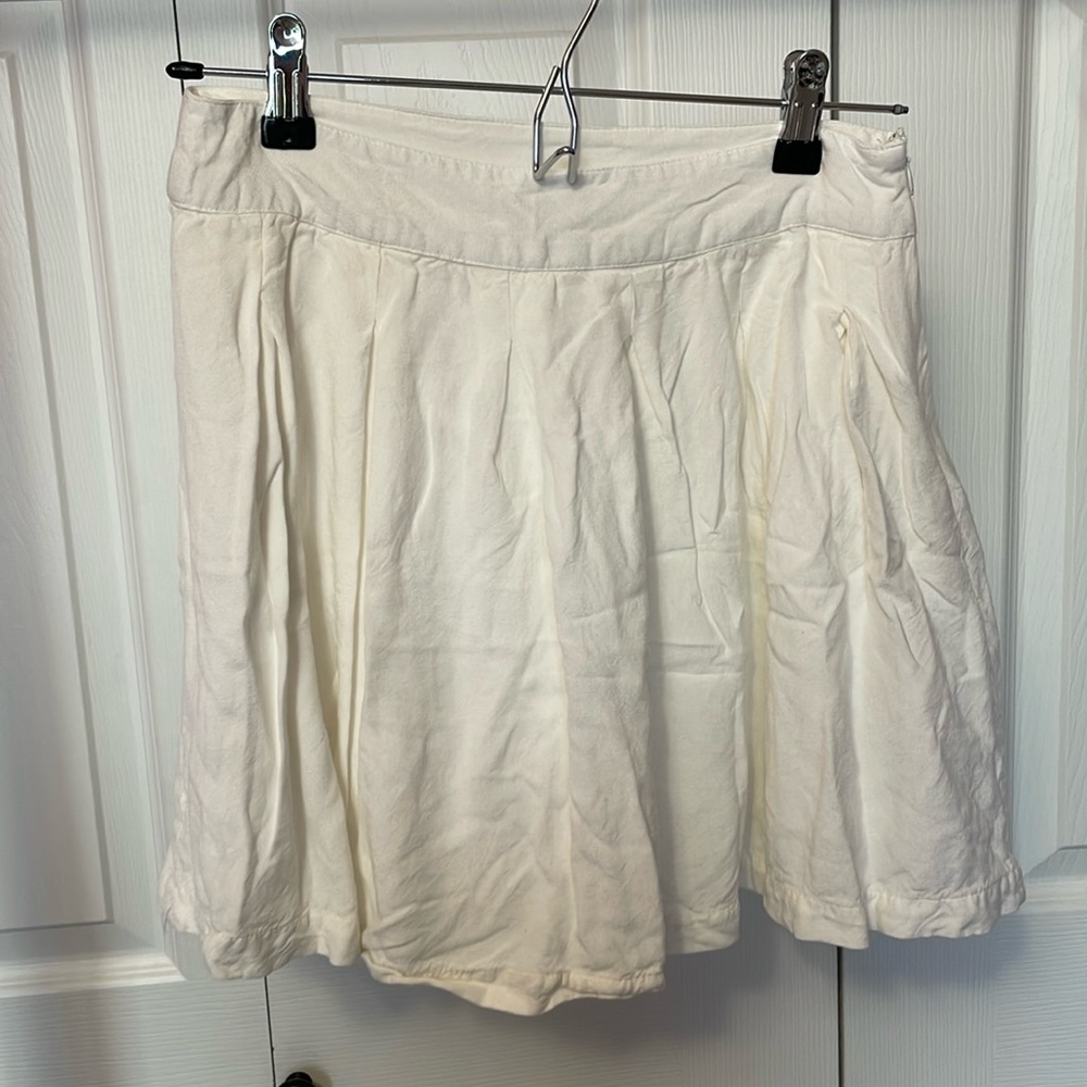 100% Cotton White Pleated Mini Skirt Size Small